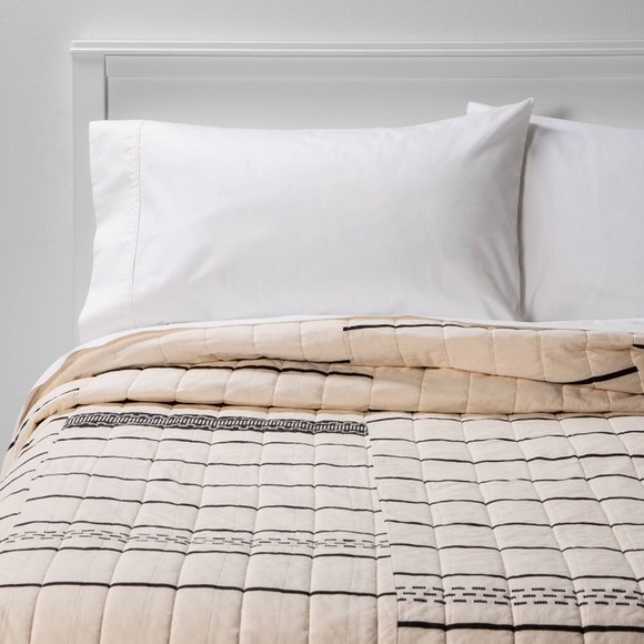 Project 62 Jacquard Stripe Quilt Black/Cream